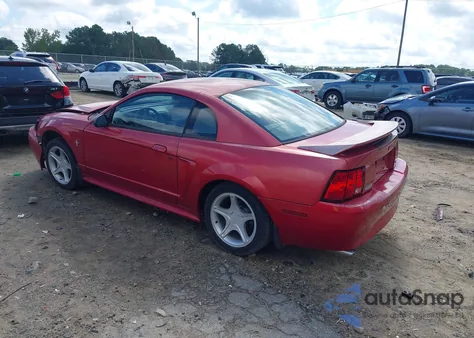2000 Ford Mustang z USA, uszkodzony, nr VIN 1FAFP404XYF123917